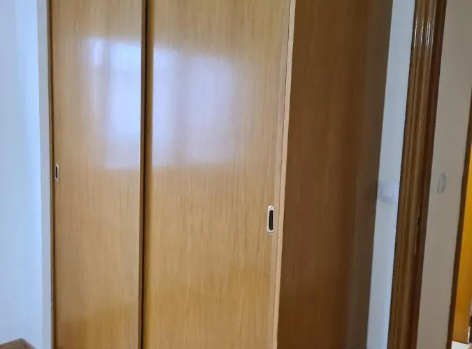 Habitación con baño privado- En casa familiar Beatriz